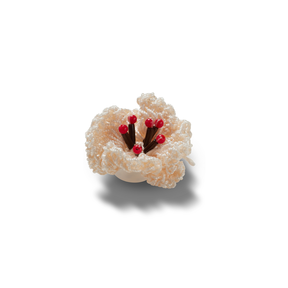 Jibbitz™ Charm White Crochet Floral