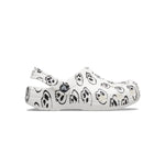 kids classic skull print clog in white black