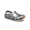 Crocband Metallic Runner in Carbon